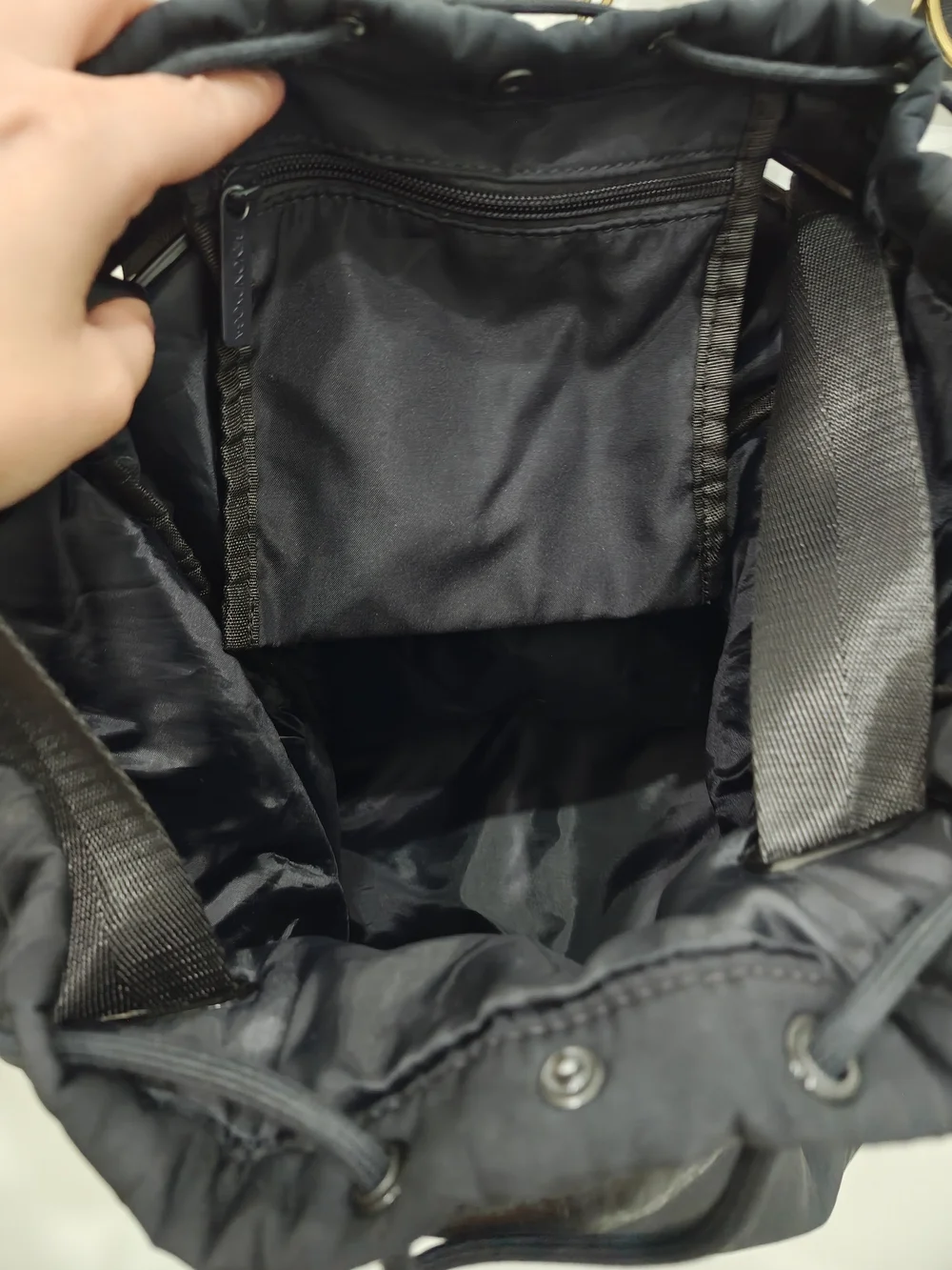 Beyond Yoga Black Convertible Drawstring Backpack with Front Zip Compartment
